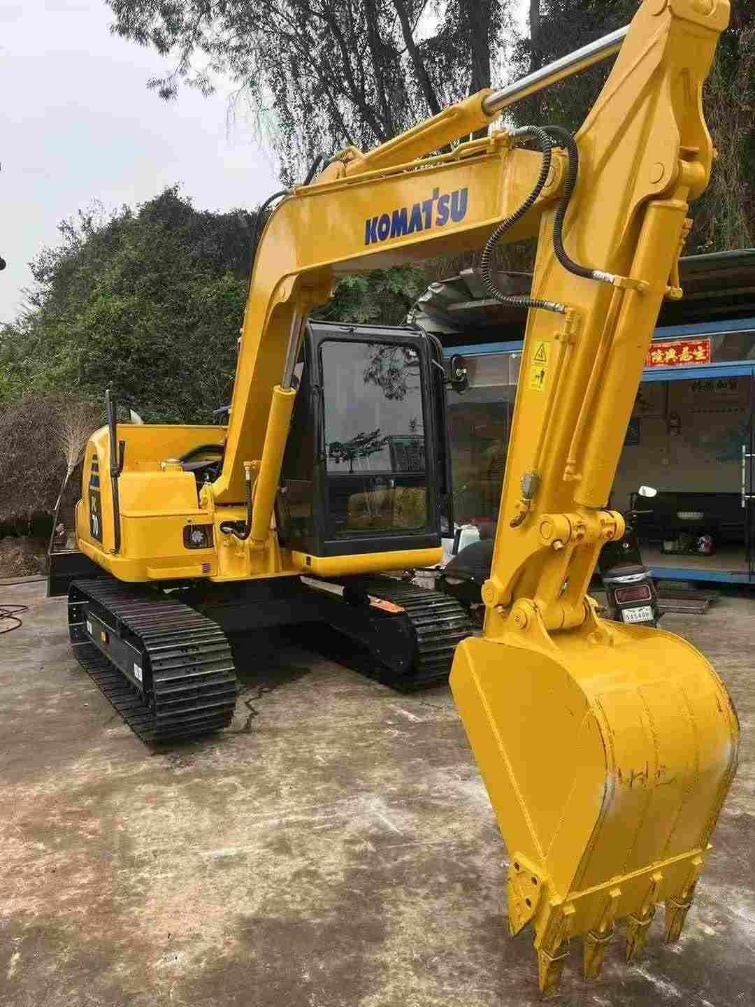 Komatsu PC70-8 Excavator
